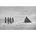 365f52617a69736b6f76616c6369206e61206a75c5be6e656d207465c48d616a752031393133.jpg<>Raziskovalci na južnem tečaju leta 1913